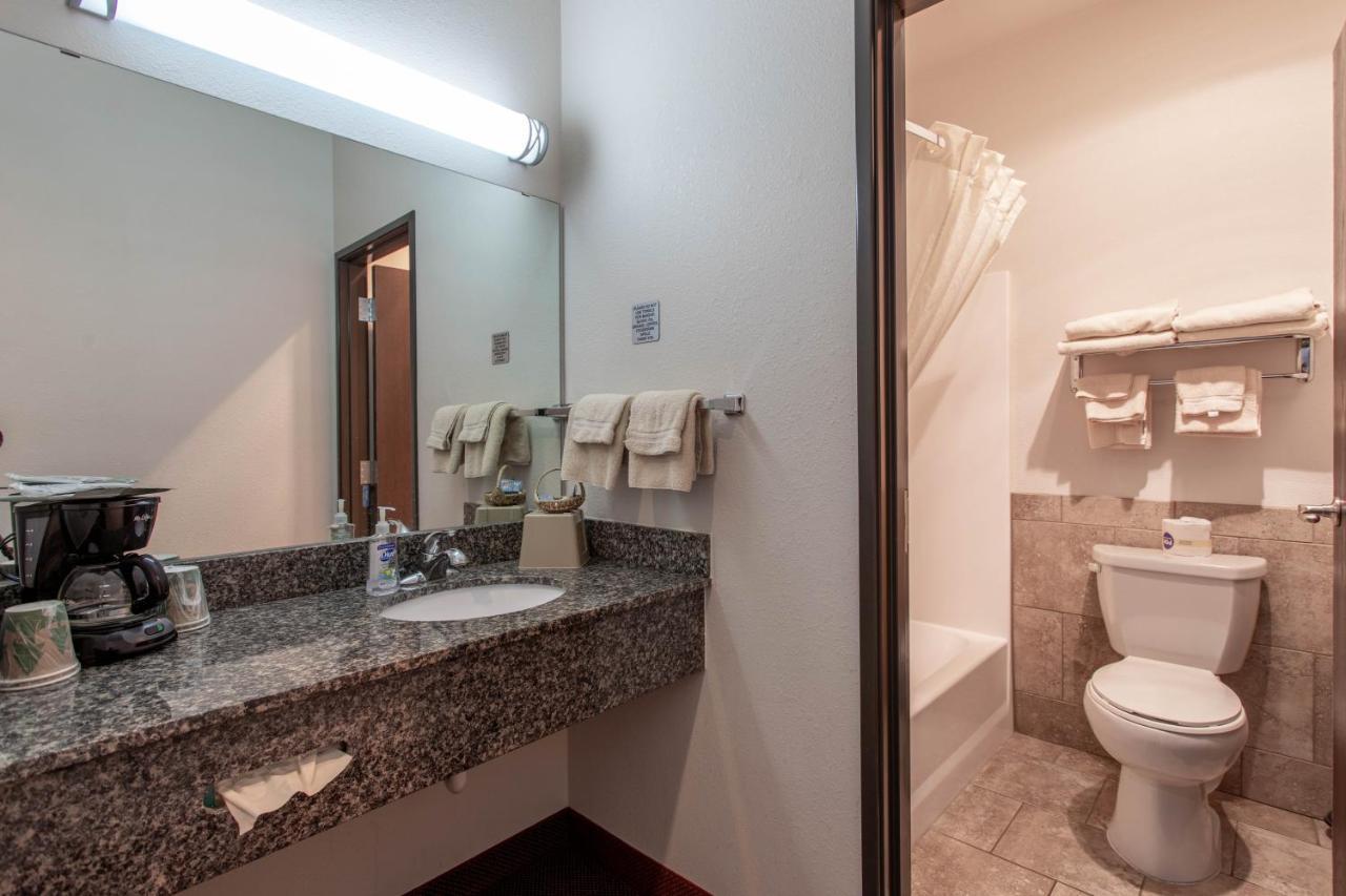 North Park Inn & Suites Walden Εξωτερικό φωτογραφία